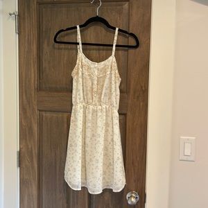 NWOT Urban Outfitters Staring at Stars XS cream dress w/ blue/gold flora…